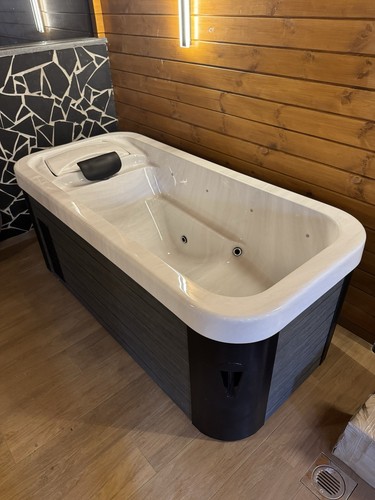 Ice bath tub chiller - ice,